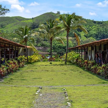 Beach Break Hotel & Surf Camp De Playa Venao Exteriör bild