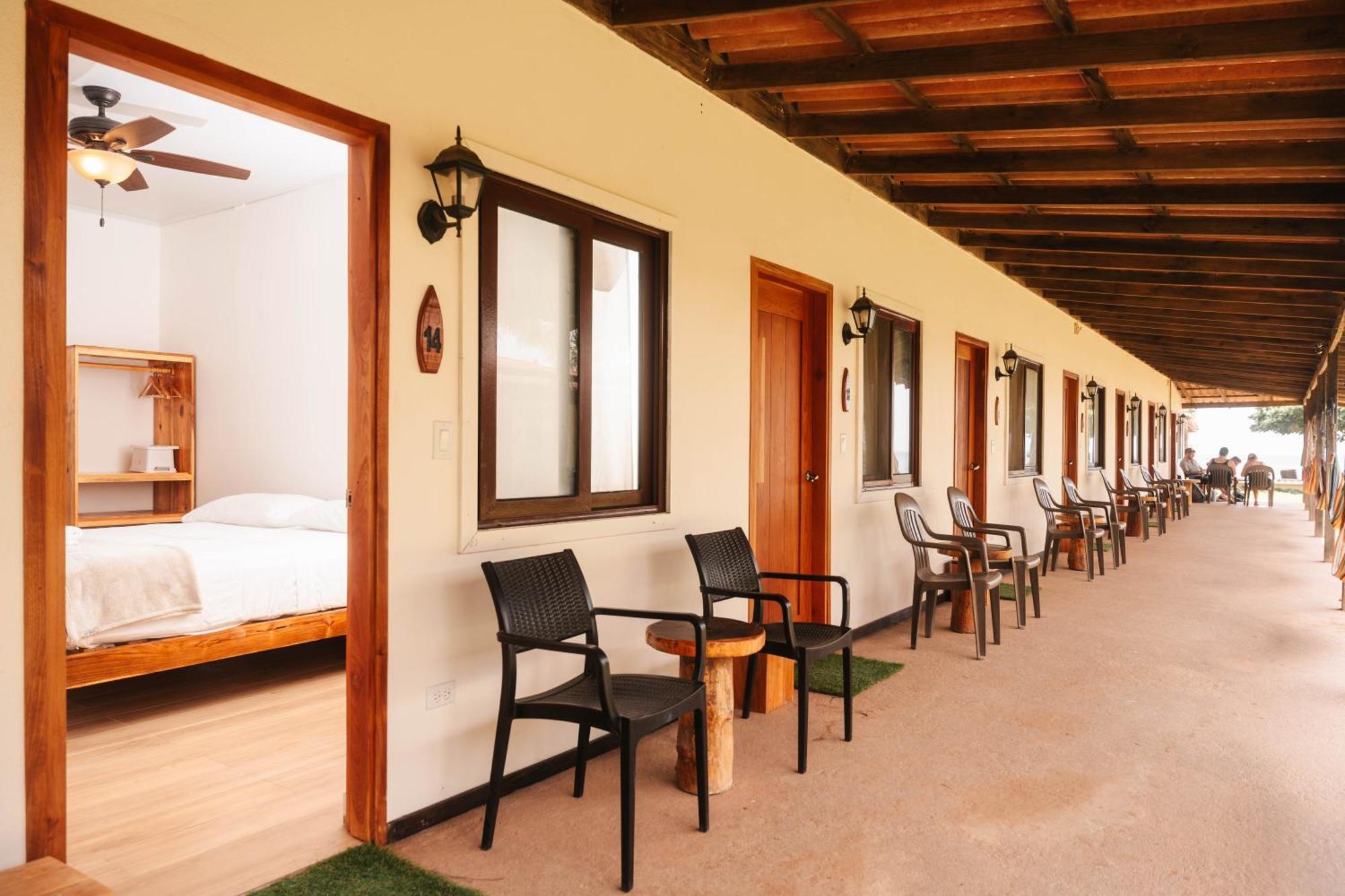 Beach Break Hotel & Surf Camp De Playa Venao Exteriör bild
