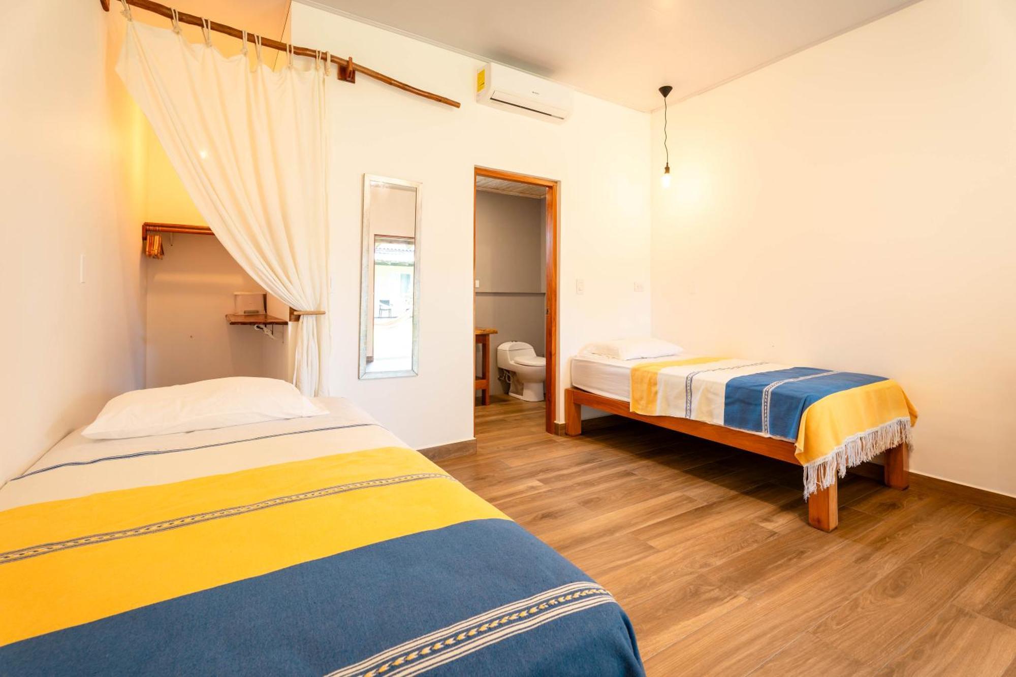 Beach Break Hotel & Surf Camp De Playa Venao Exteriör bild